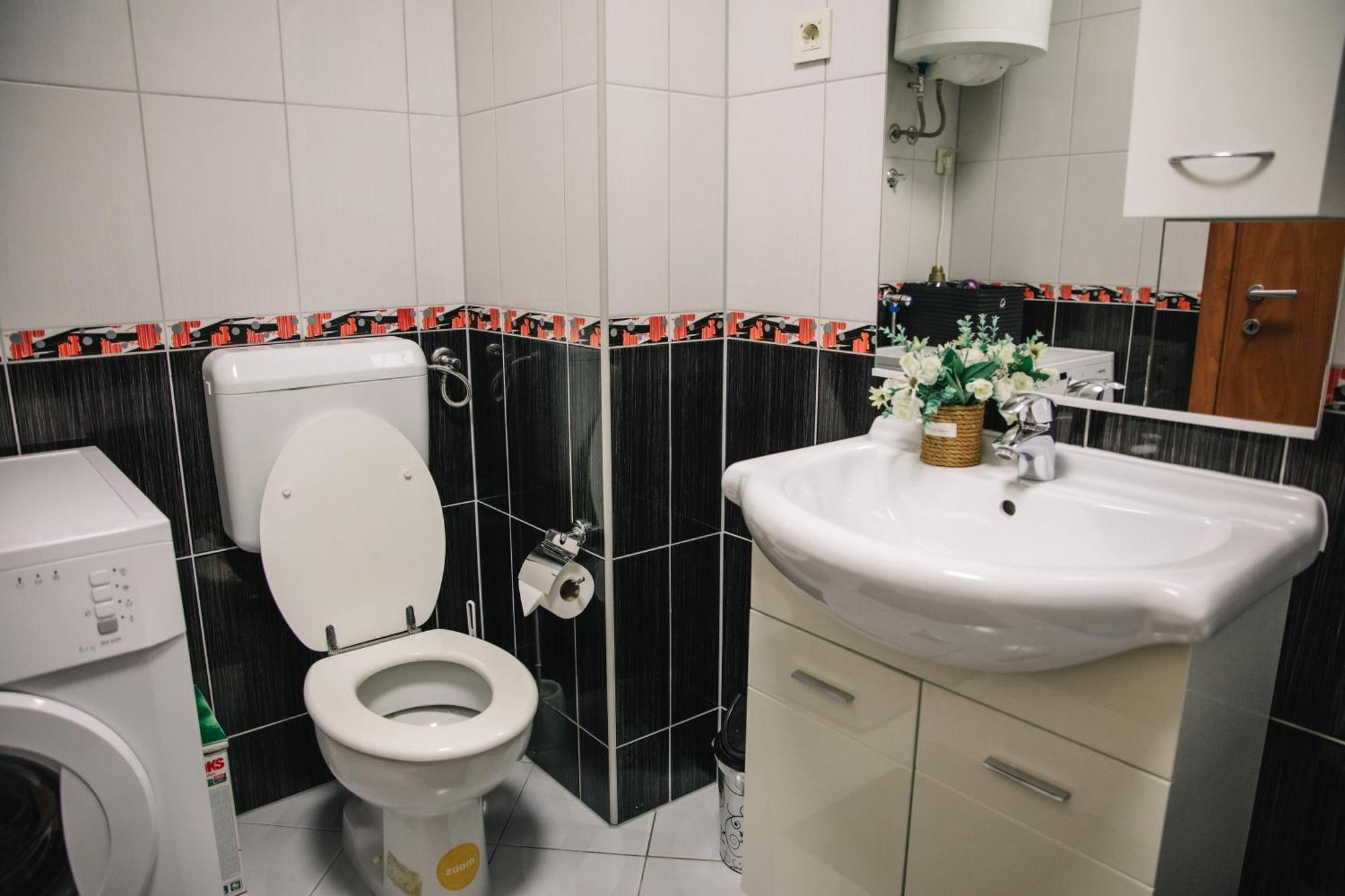 Amarilis Apartment Makarska